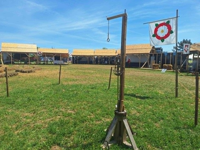 REPORTAJ Shakespeare Village – Ce spuneau hainele, scrisul şi mâncarea despre britanici şi Marele Will, dar şi ce meserii aveau femeile în secolul XVI/ FOTO