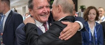 Kaja Kallas, sceptică faţă de propunerea lui Putin de a-l numi pe Schröder mediator cu UE în Războiul din Ucraina. ”Gerhard Schröder a fost un lobbyist al întreprinderilor publice ruse, aşa că vedem clar de ce Putin îl vrea”