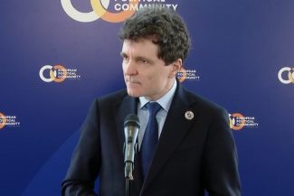 Nicuşor Dan, după ce AUR a spus că va merge la Cotroceni cu propunerea Călin Georgescu premier: Acest scenariu este exclus, el e bun de titlu de ziar, dar e exclus în practică / Despre AUR: M-am ferit să folosesc cuvântul extremist