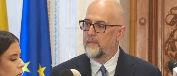 Kelemen Hunor, discuţii cu Sorin Grindeanu, la Parlament: Eu doresc refacerea coaliţiei, fiindcă în acest moment este singura variantă prin care, cel mai puţin pentru o perioadă scurtă, poţi să faci ceva / Nu am vorbit de premier sau guvern tehnocrat