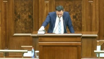 Senatul a votat numirea lui Bogdan Alexandru Sticlosu în funcţia de preşedinte al Agenţiei Naţionale de Integritate (ANI), pentru un mandat de 4 ani