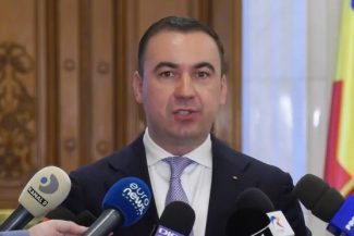 Bogdan Ivan, despre blocarea vânzării de acţiuni la companiile strategice: Vorbim de companii care sunt profitabile, supuse unei presiuni din partea Guvernului, ca pachete importante de acţiuni să fie vândute prin negociere directă, fără transparenţă