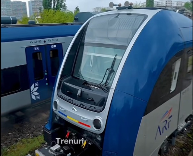 Miruţă: Culmea absurdului la CFR: am găsit în curtea Ministerului Transporturilor 21 de trenuri noi, moderne, care zac de luni bune spre a fi decolorate de soare, în timp ce călătorii îndură, în trenuri vechi, banchete rupte şi toalete sparte – VIDEO