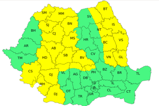 Intensificări de vânt în cea mai mare parte a ţării joi şi vineri, averse torenţiale, descărcări electrice şi izolat grindină în sud, pe arii restrânse