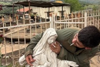 Un militar israelian care a profanat o statuie a Fecioarei Maria în sudul Libanului, condamnat la trei săptămâni de detenţie