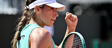 Solana Sierra a eliminat-o pe Paolini şi o va înfrunta pe Sorana Cîrstea în turul trei la Roland Garros