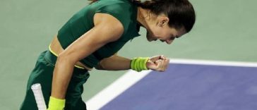 Tenis: Sorana Cîrstea s-a calificat în mai puţin de o oră în turul trei la Roma