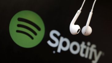 Universal Music Group va vinde jumătate din participaţia la Spotify şi va dubla programul de răscumpărare de acţiuni