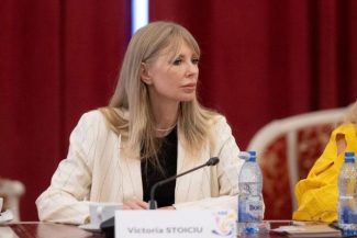 Victoria Stoiciu, după ce i s-a sugerat să demisioneze din Senat, dacă a plecat din PSD: Am muncit pentru social-democraţie mai mult decât au făcut-o mulţi din partid / După pactul cu AUR, eu am rămas cu social-democraţia, iar alţii doar cu sigla