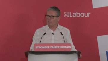 Starmer anunţă, într-un discurs la Londra, că vrea să naţionalizeze British Steel, deţinut de grupul chinez Jingye. Vrea să le arate ”celor care se îndoiesc” de el că ”se înşală” şi se angajează să pună regatul în centrul Europei, la zece ani de la refere