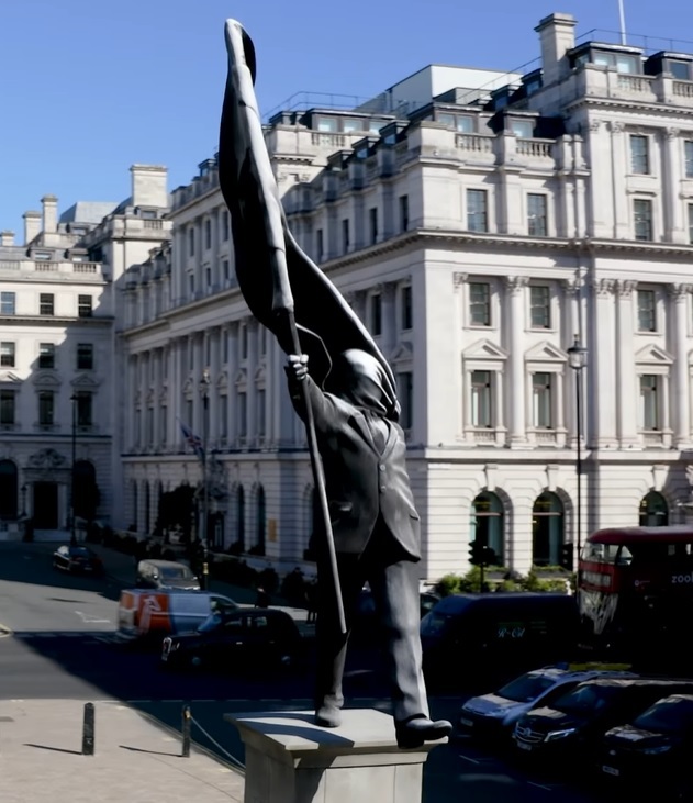Banksy a confirmat că el este autorul statuii din centrul Londrei – VIDEO