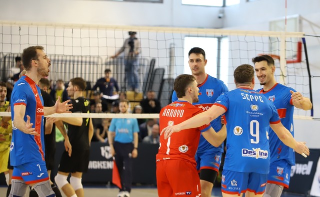 Volei masculin: Steaua Bucureşti, victorie cu SCM Zalău în meciul 3 al finalei pentru medalia de bronz a Diviziei A