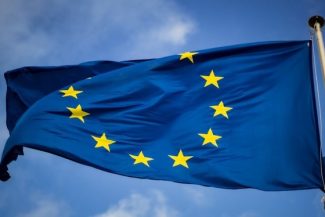 Uniunea Europeană propune reformarea regulilor privind fuziunile, pentru a sprijini ”campioni europeni”