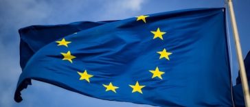 UE depăşeşte un obstacol major pentru finalizarea acordului comercial cu SUA şi evitarea unor noi taxe vamale impuse de Trump