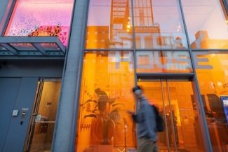 Prima librărie “fără cărţi” s-a deschis la New York