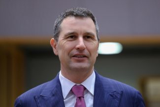 Tanczos Barna: De ce ar renunţa colegii de la PNL după ce au avut un premier care a acceptat în perioada cea mai grea? De ce ar face ei pasul înapoi, mai ales că vedem o creştere la PNL, o creştere de susţinere la domnul Bolojan?