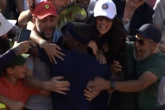 Roland-Garros: Apelul său a avut succes. Tiafoe şi-a recuperat rapid racheta pe care i-o luase o persoană din tribună