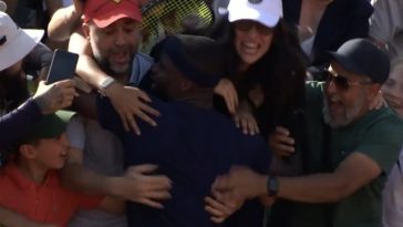 Roland-Garros: Apelul său a avut succes. Tiafoe şi-a recuperat rapid racheta pe care i-o luase o persoană din tribună