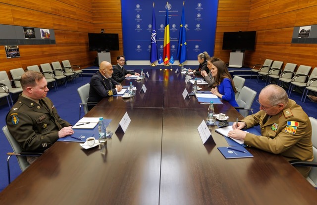 Oana Ţoiu, întrevedere cu preşedintele Comitetului Militar al NATO: Cei peste 20 de ani de când suntem membri NATO au sedimentat o încredere puternică a cetăţenilor în alianţa nord-atlantică, iar asta poate face faţă oricăror furtuni politice