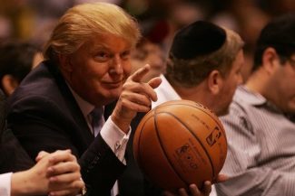 Trump a anunţat într-o şedinţă de Guvern că se gândeşte să se ducă la un meci al finalei NBA la New York