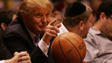 Trump a anunţat într-o şedinţă de Guvern că se gândeşte să se ducă la un meci al finalei NBA la New York