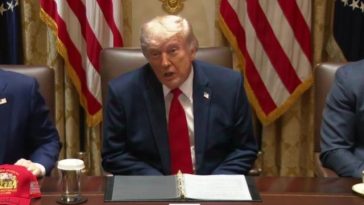 AFP: Donald Trump ameninţă că va „spulbera” Omanul, într-un moment de aparentă confuzie. El a confundat Iranul cu Venezuela