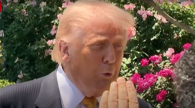 Donald Trump declară că nu este interesat „câtuşi de puţin” de banii americanilor atunci când este vorba de Iran