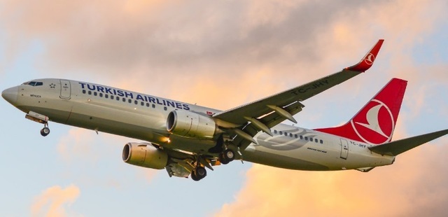 Incendiu la aterizarea unui avion al companiei Turkish Airlines pe principalul aeroport din Nepal. Toţi pasagerii sunt nevătămaţi – VIDEO
