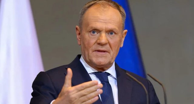 NATO este în pragul dezintegrării, avertizează premierul polonez