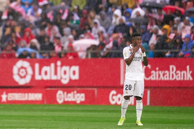 „Eşti un idiot, vei retrograda”, Vinicius ironizează un adversar de la Espanol – VIDEO