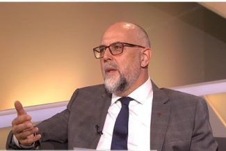 Kelemen: Unii spun că trebuie lăsat AUR să încerce să guverneze, să arate ce poate. Eu zic că răul nu trebuie banalizat, nu trebuie să-l aduci aproape de tine, pentru că te obişnuieşti foarte repede cu răul