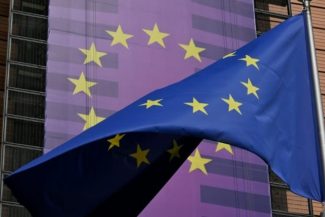 Ministerul Apărării anunţă că nu va semna contracte de achiziţie publică în cadrul Programului SAFE în condiţii dezavantajoase / Operatorii invitaţi să participe la discuţii, aprobaţi în CSAT