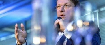 Nicio „breşă de securitate”, conchide ancheta UE în privinţa comisarului maghiar Oliver Varhelyi