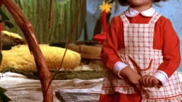 Proiecţii speciale ale filmului „Veronica” de 1 iunie/ Noi ateliere pentru copii şi o colecţie specială de caiete vor fi lansate în campania  „Pericol – când un film începe cu tine”