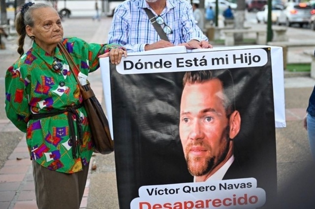 Cadavrul unui deţinut politic, Victor Hugo Quero Navas, urmează să fie exhumat la nouă luni de la deces, după ce autorităţile venezuelene recunosc pentru prima oară moartea unei persoane date dispărute la mai multe luni după arestarea şi decesul acesteia