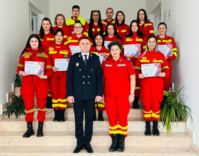 „Salvator din pasiune”. Un deceniu de la debutul programului naţional de voluntariat iniţiat de Departamentul pentru Situaţii de Urgenţă – Peste 18.000 de voluntari, dintre care 7.700 activi