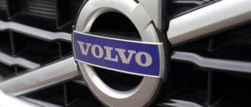 Volvo Cars primeşte aprobarea SUA pentru a continua importurile de maşini cu tehnologie conectată chineză
