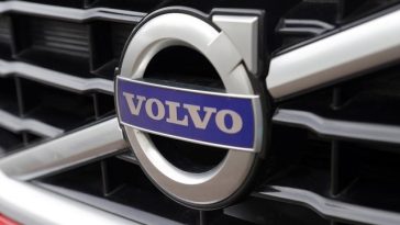 Volvo Cars primeşte aprobarea SUA pentru a continua importurile de maşini cu tehnologie conectată chineză