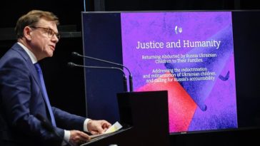 Germania se declară „pregătită” pentru discuţii despre reducerea trupelor americane, dar o retragere masivă „nu se pune deloc în discuţie”, dă asigurări ministrul de externe / De ce au SUA baze militare în Germania