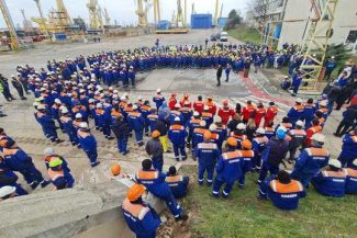 Concedieri colective în două tranşe la şantierul naval Damen Mangalia. Angajaţii pot primi până la nouă salarii compensatorii. Ultimii salariaţi părăsesc compania pe 16 iulie 2026