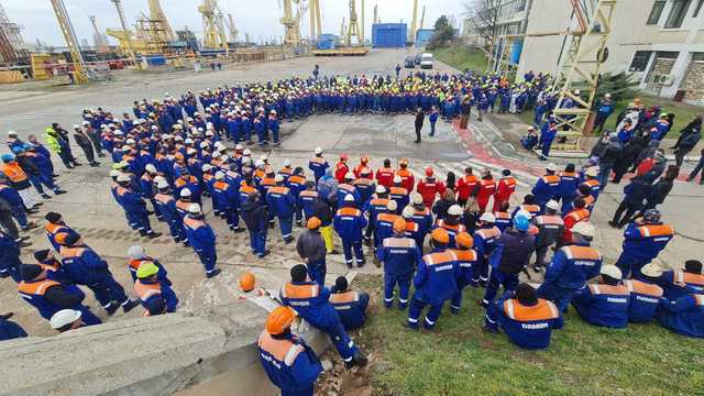 Concedieri colective în două tranşe la şantierul naval Damen Mangalia. Angajaţii pot primi până la nouă salarii compensatorii. Ultimii salariaţi părăsesc compania pe 16 iulie 2026