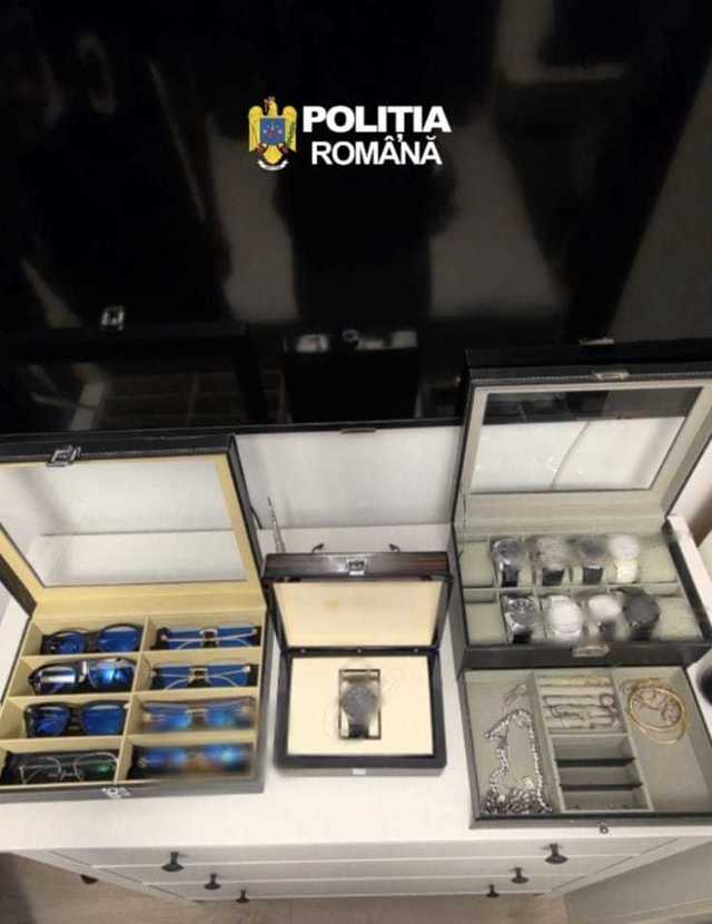 Giurgiu: 11 persoane suspectate de înşelăciune şi spălarea banilor, reţinute / Ar fi cerut avansuri pentru presupuse servicii, fără ca acestea să fie prestate / Prejudiciu de 3 milioane de lei