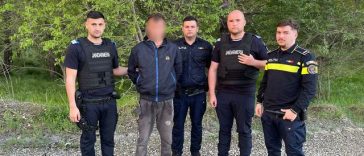 Vrancea: Zeci de poliţişti şi jandarmi, mobilizaţi pentru prinderea unui bărbat care şi-a agresat concubina şi a lovit-o de mai multe ori cu un cuţit