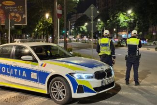 Galaţi: Bărbat prins în flagrant când a ridicat un colet de la o firmă de curierat în care se aflau şase arme supuse autorizării / Coletul a fost expediat din Spania