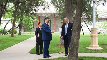 Trump anunţă, după vizita sa de stat în China, că ”nu a vorbit” cu Xi despre taxe vamale
