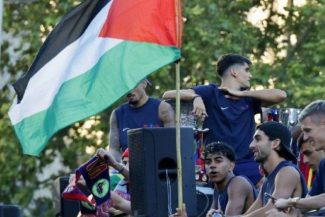 Fotbal: Premierul spaniol se declară “mândru” de Yamal, după ce acesta a fluturat drapelul palestinian în timpul sărbătoririi titlului câştigat de Barça