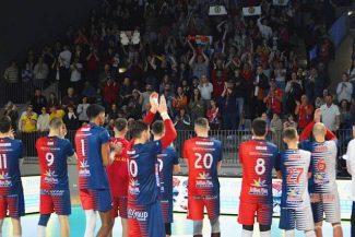 Volei masculin: SCM Zalău – Steaua Bucureşti, scor 3-2, în primul meci al finalei pentru medalia de bronz