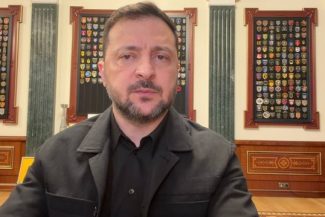 Kievul lansează o reformă a armatei, care include demobilizări şi creşterea salariilor. După mai bine de patru ani de război, forţele ucrainene caută noi modalităţi de recrutare