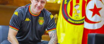 Fotbal: Laurenţiu Reghecampf a revenit la Esperance de Tunis