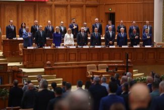 GUVERNUL VEŞTEA A PICAT – Presa internaţională: Criza politică se adânceşte în România, după ce parlamentarii au respins noul guvern